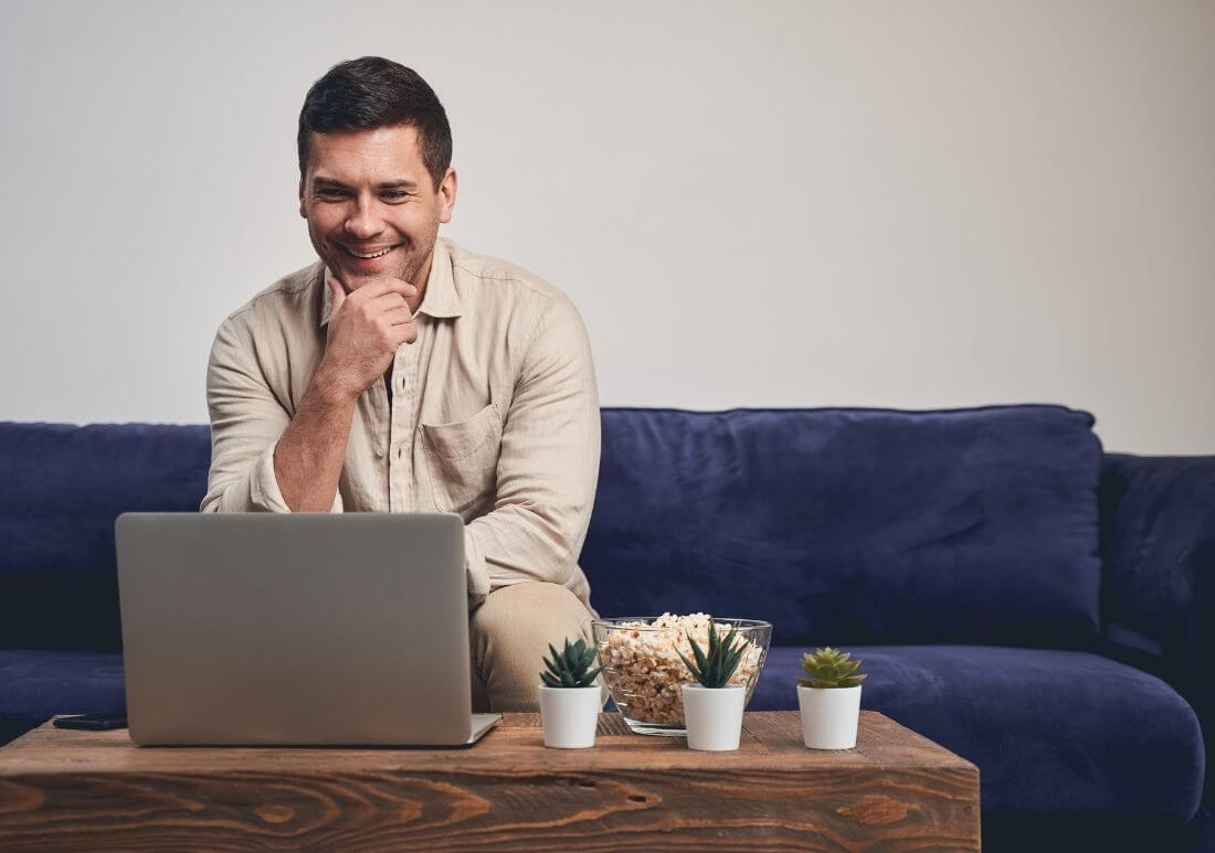 work as a remote chat agent • Texting Factory