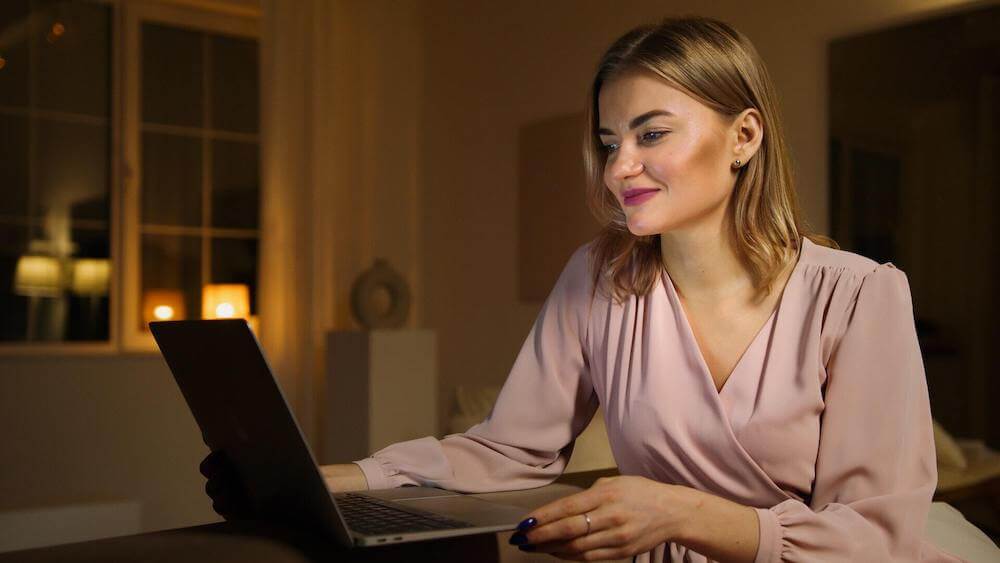 work from home for women • Texting Factory